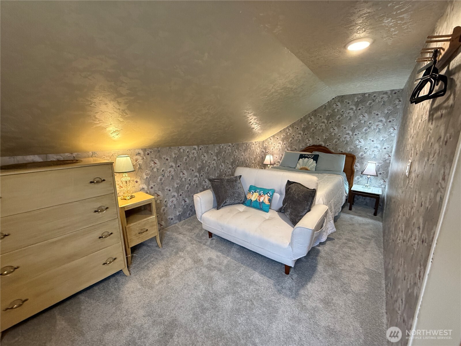 919 Pacific Avenue , Bremerton, WA 98337