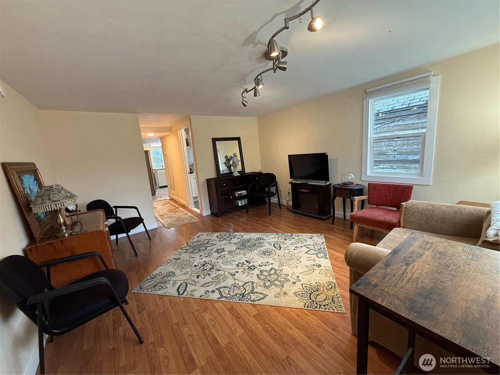 919 Pacific Avenue , Bremerton, WA 98337