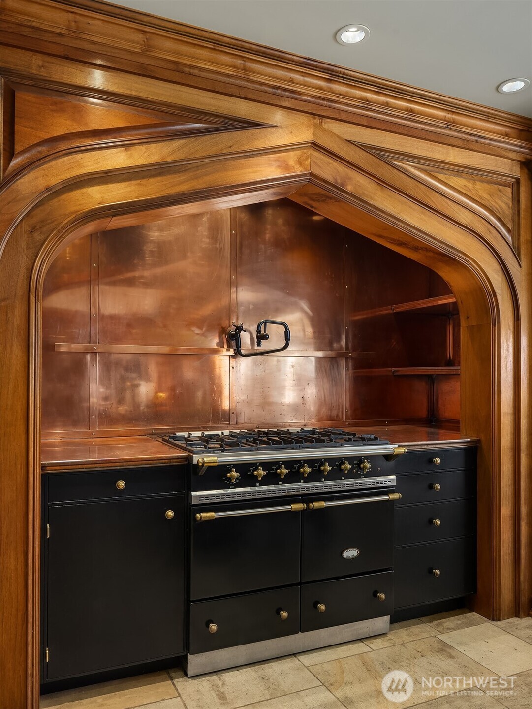 530 36th Avenue E, Seattle, WA 98112