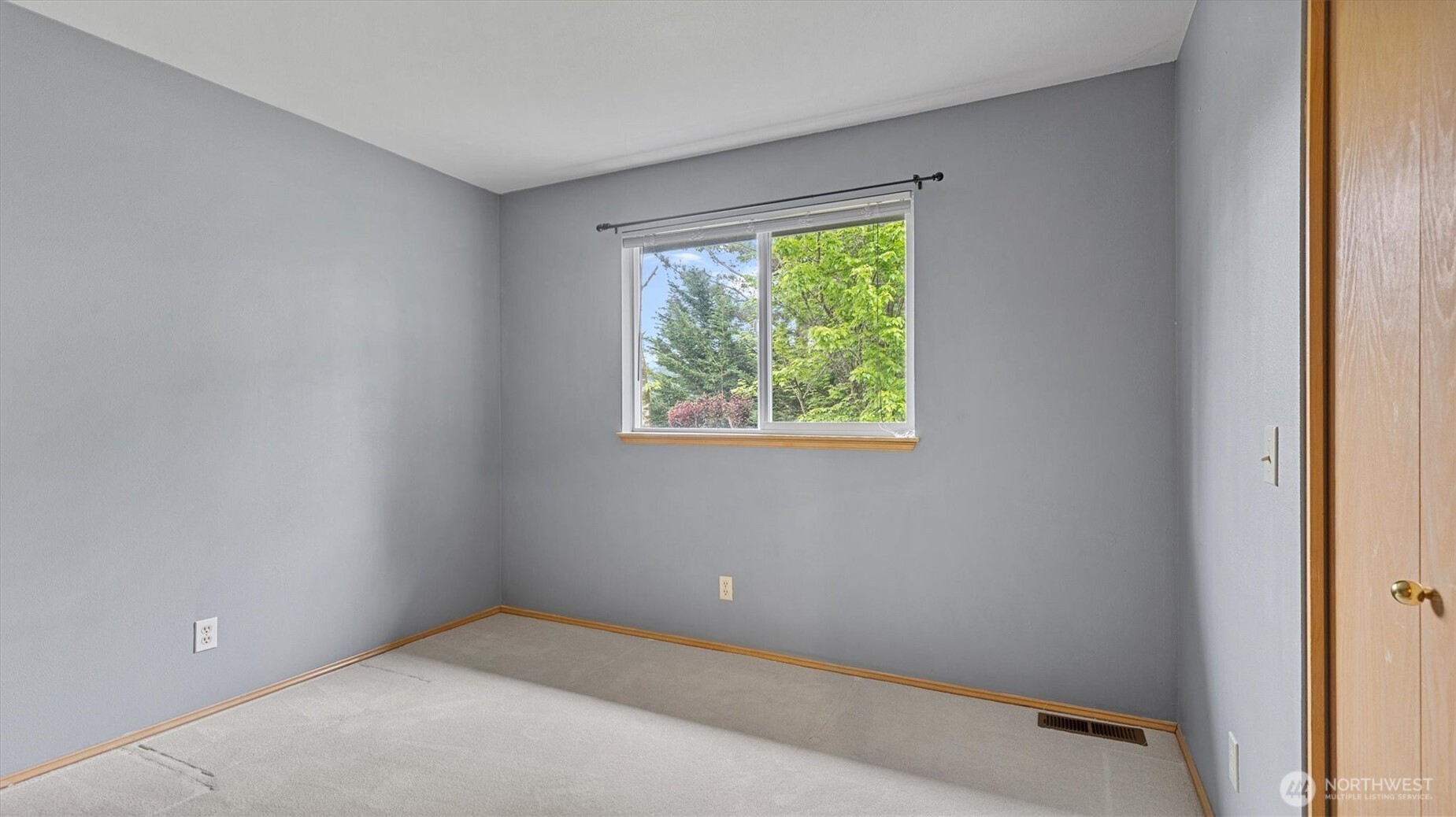 24609 SE 45th Way , Issaquah, WA 98029