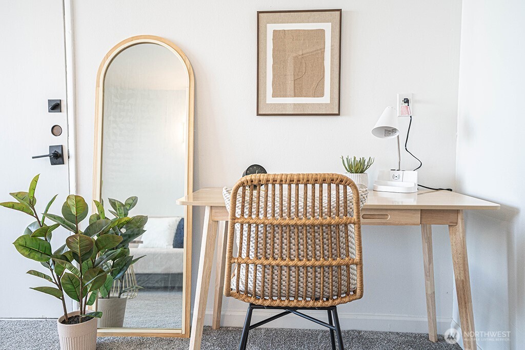 4027 Beach Drive SW #1, Seattle, WA 98116