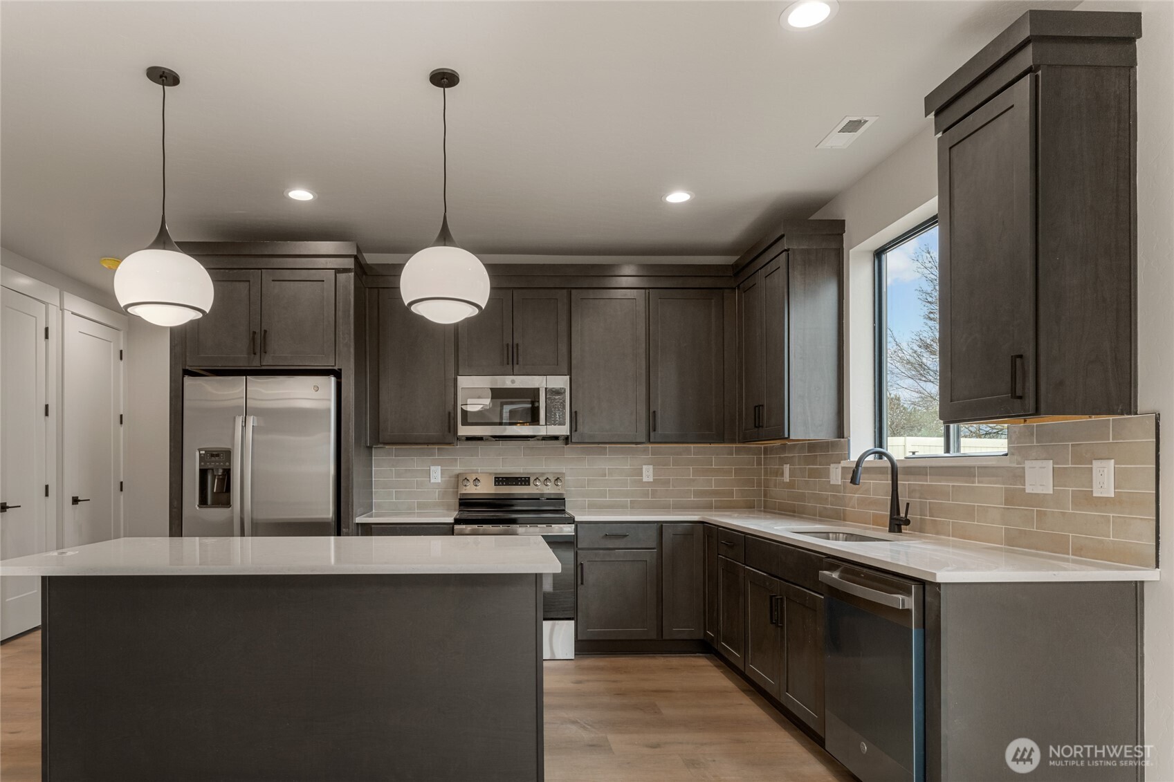 579 S Perry Avenue #Lot 3, East Wenatchee, WA 98802