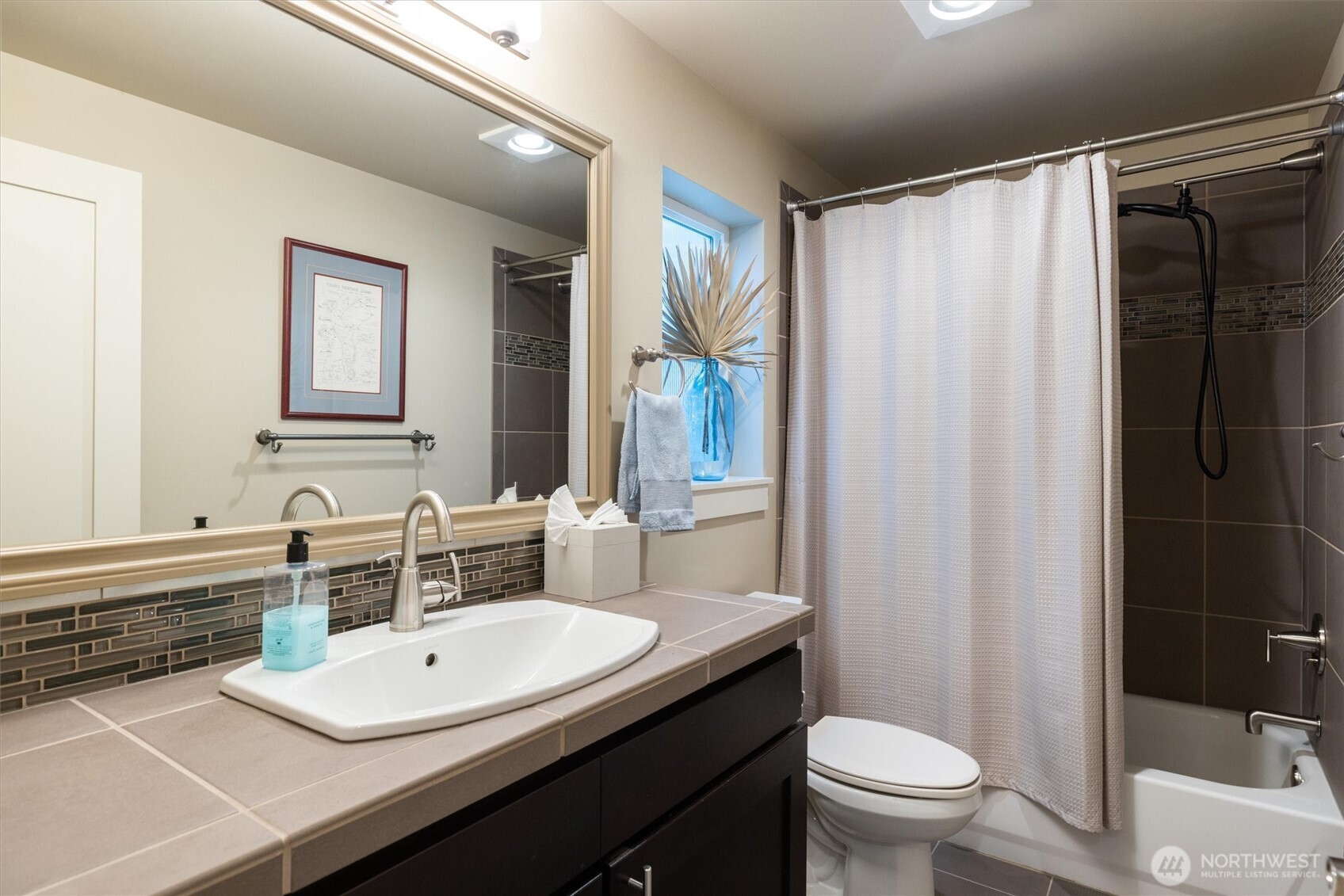 3414 33rd Avenue SW, Seattle, WA 98126