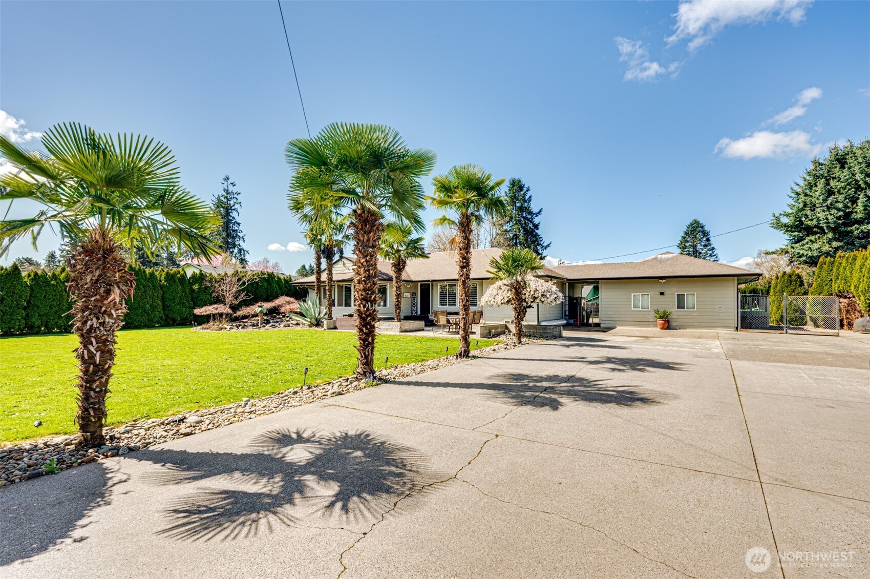 2126 Lewis River Road , Woodland, WA 98674