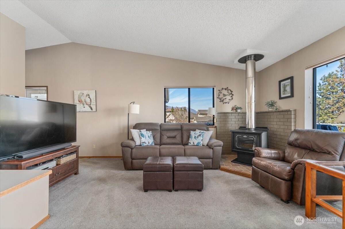 4056 Lakeveiw Place #1-A, Chelan, WA 98816