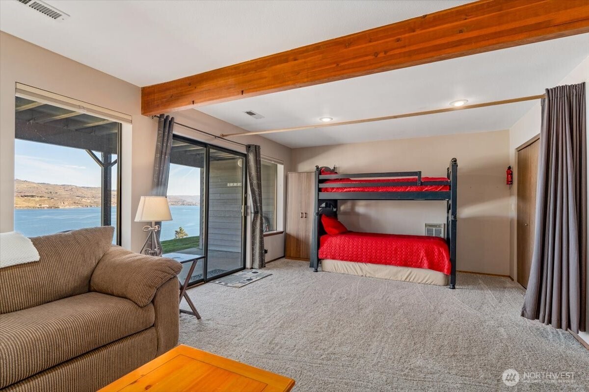 4056 Lakeveiw Place #1-A, Chelan, WA 98816