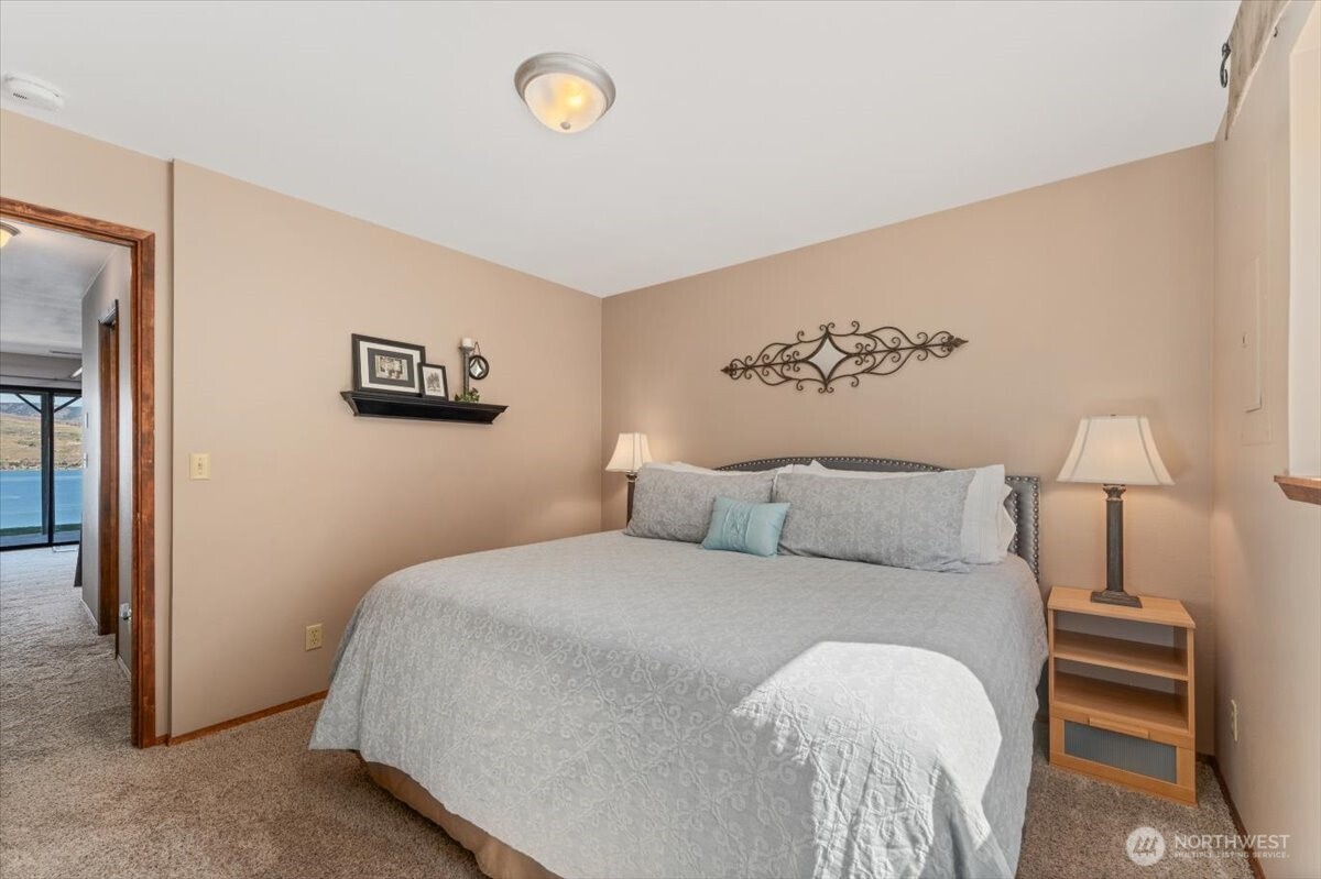 4056 Lakeveiw Place #1-A, Chelan, WA 98816