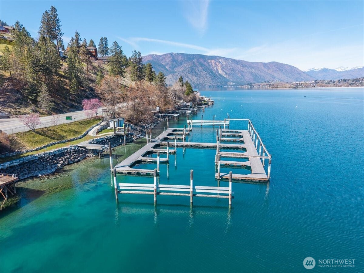 4056 Lakeveiw Place #1-A, Chelan, WA 98816