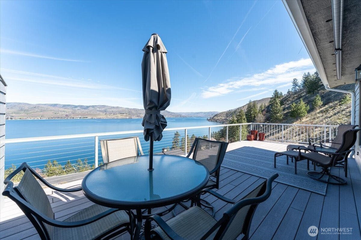 4056 Lakeveiw Place #2-B, Chelan, WA 98816