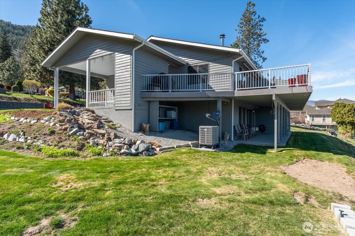 4056 Lakeveiw Place #2-B, Chelan, WA 98816