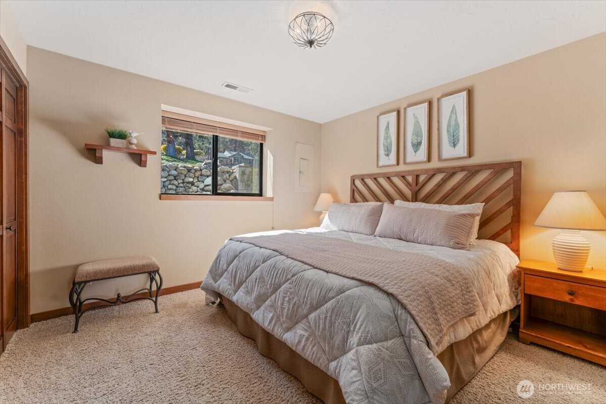 4056 Lakeveiw Place #2-B, Chelan, WA 98816