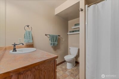 4056 Lakeveiw Place #2-B, Chelan, WA 98816 - Photo 32