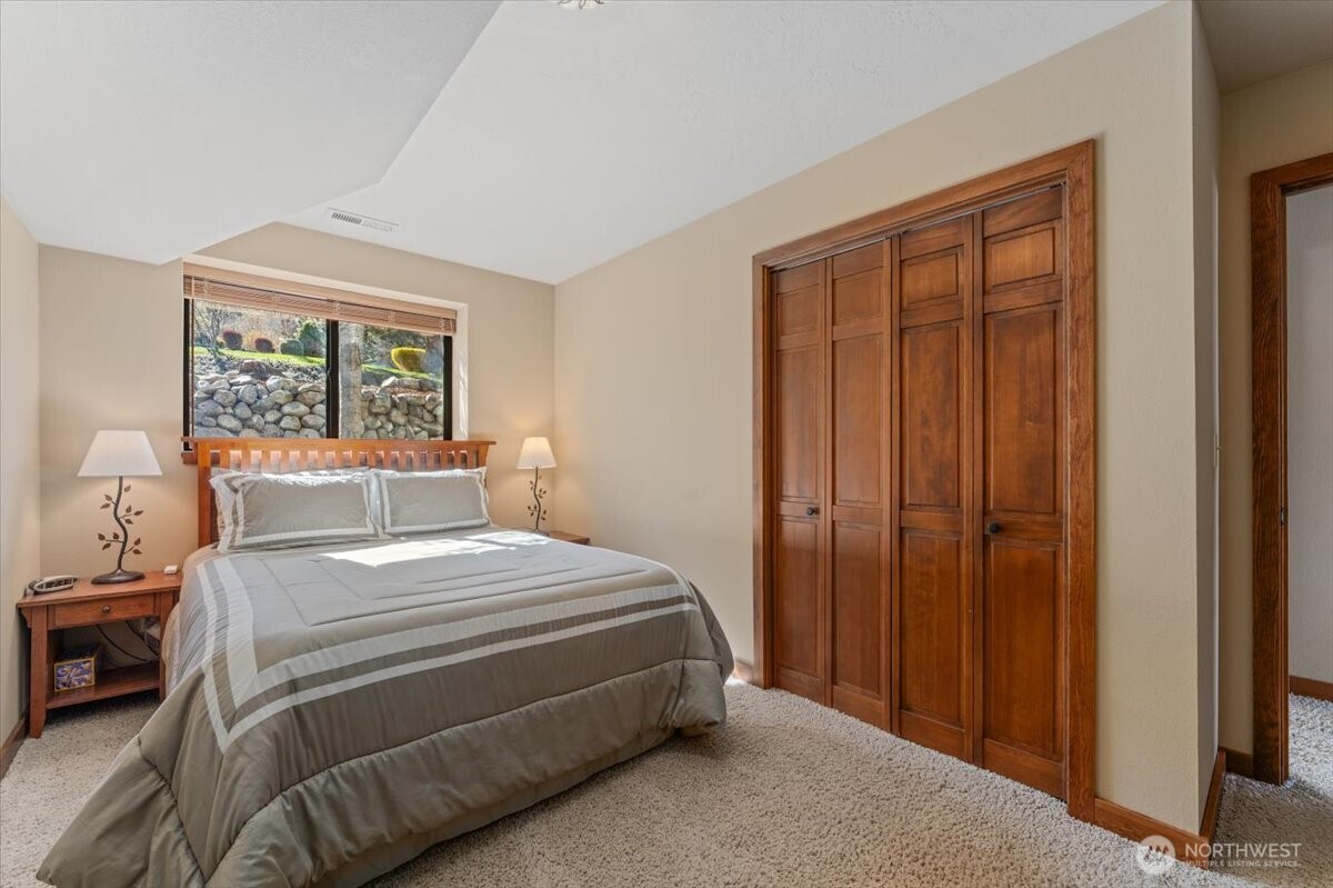 4056 Lakeveiw Place #2-B, Chelan, WA 98816