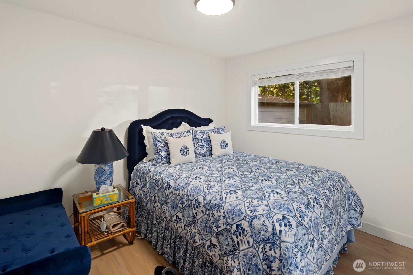 845 Kirkland Way , Kirkland, WA 98033