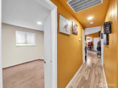 10030 51st Avenue S, Seattle, WA 98178 - Photo 18