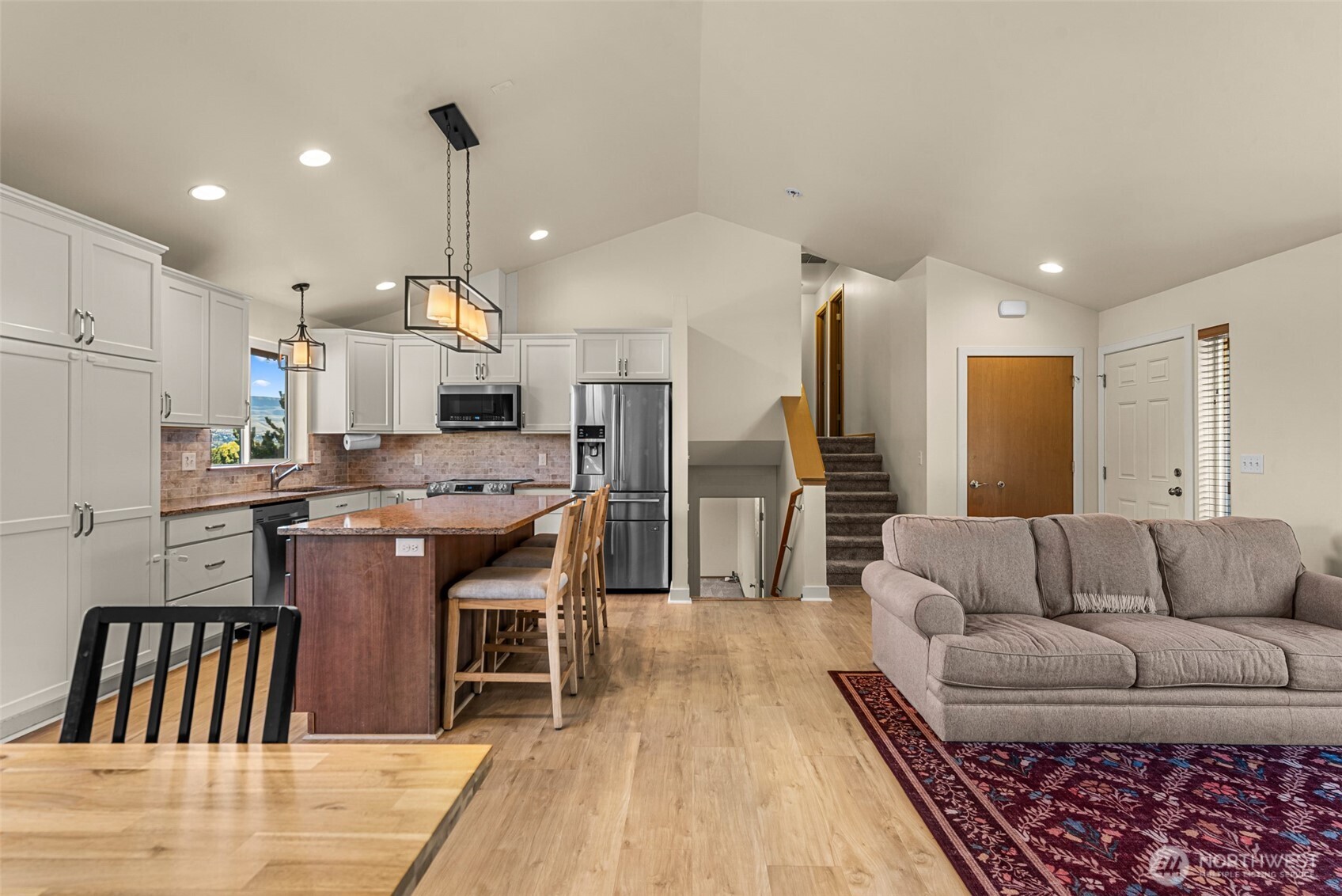 2063 Lasso Drive , Wenatchee, WA 98801