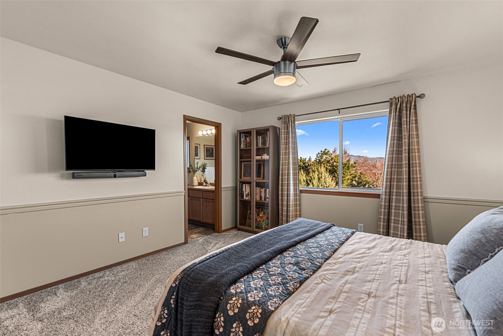 2063 Lasso Drive , Wenatchee, WA 98801