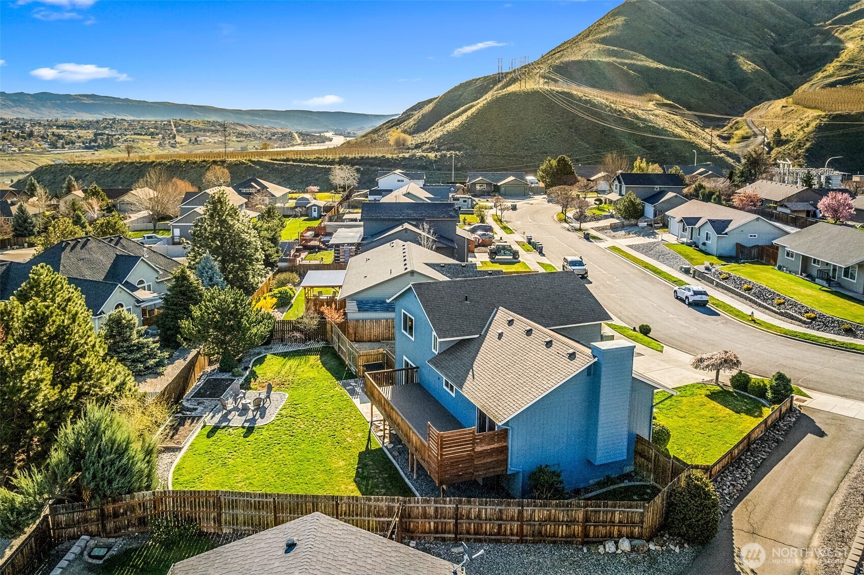 2063 Lasso Drive , Wenatchee, WA 98801