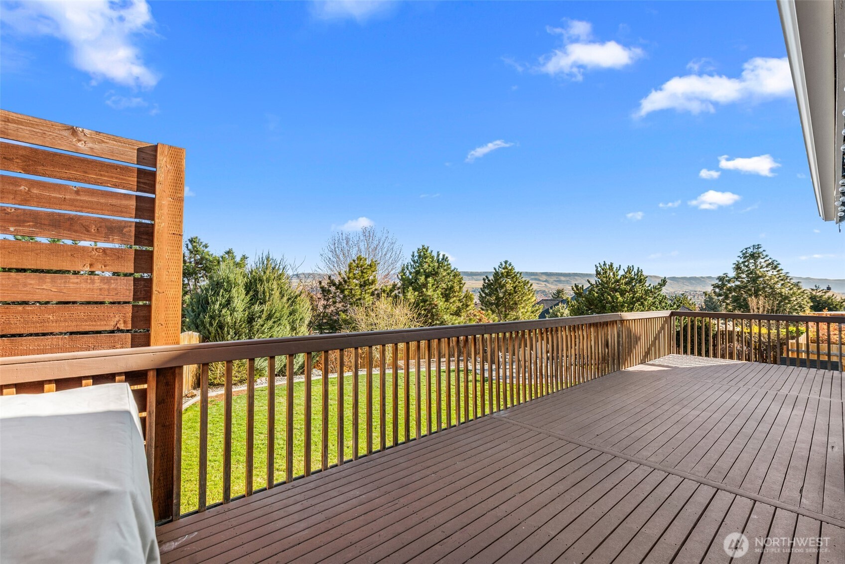 2063 Lasso Drive , Wenatchee, WA 98801