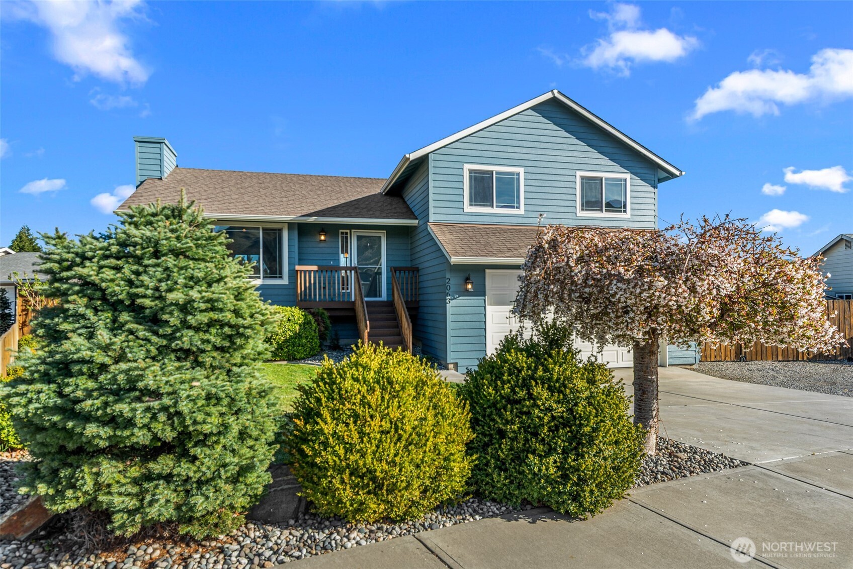 2063 Lasso Drive , Wenatchee, WA 98801