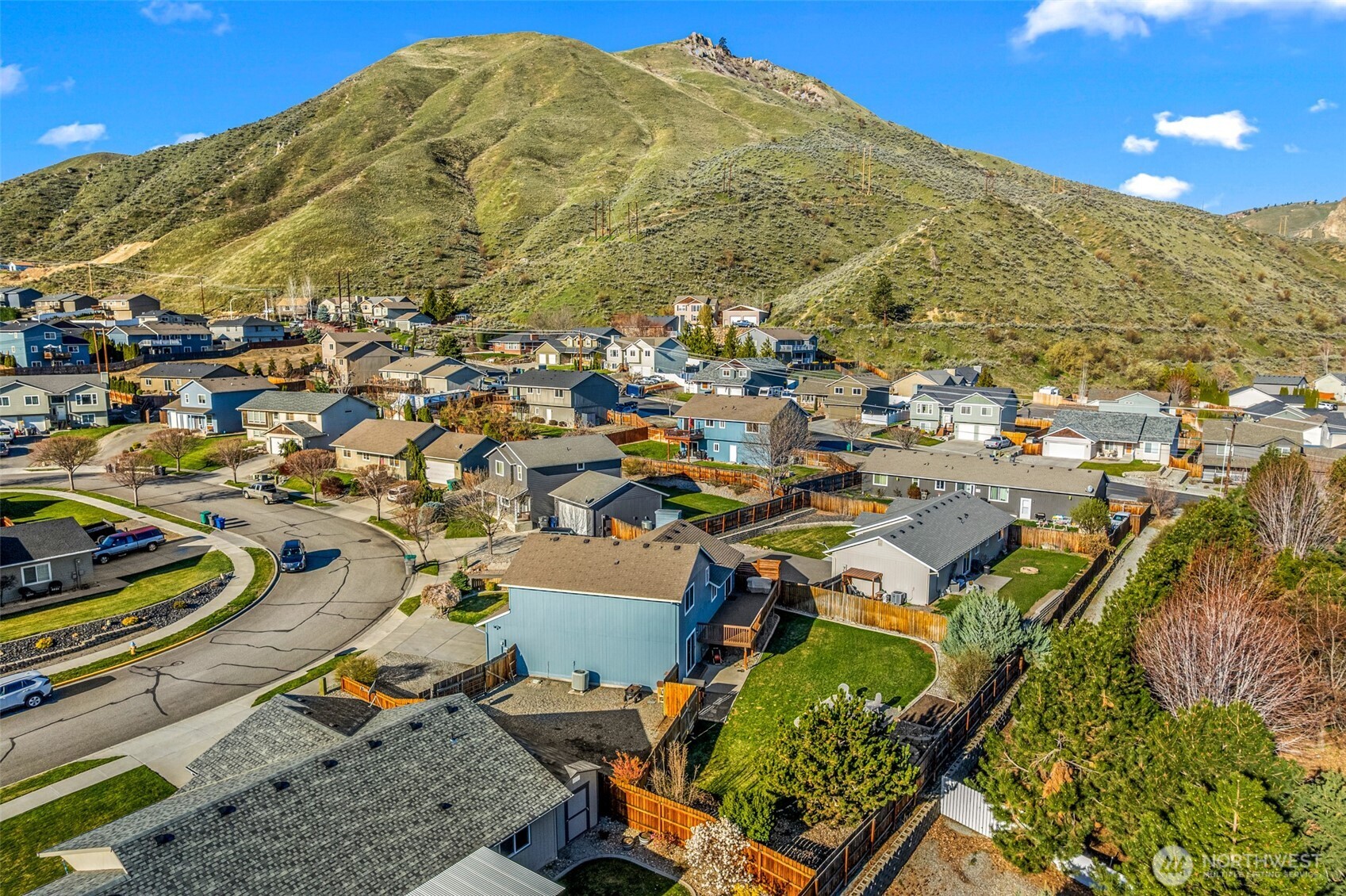 2063 Lasso Drive , Wenatchee, WA 98801