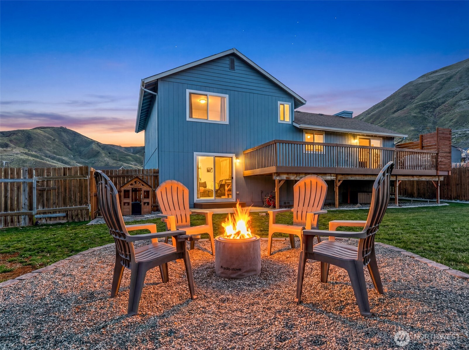 2063 Lasso Drive , Wenatchee, WA 98801