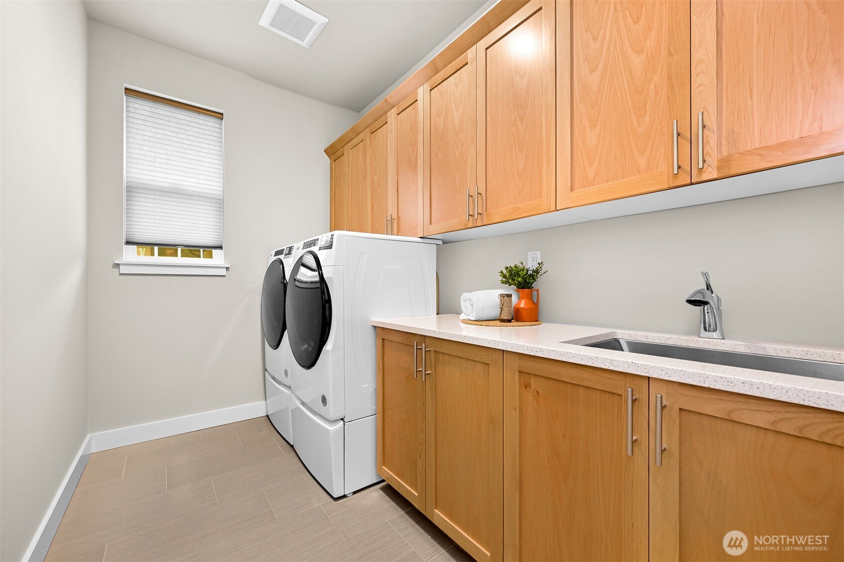 8968 Garibaldi Court , Blaine, WA 98230