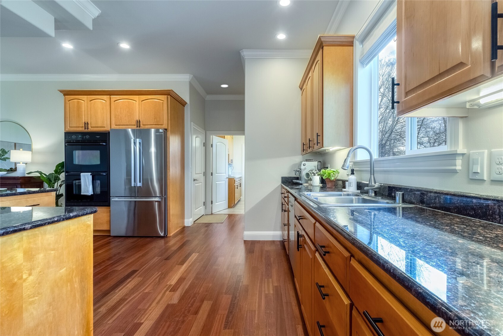 236 Looking Glass Road , Walla Walla, WA 99362