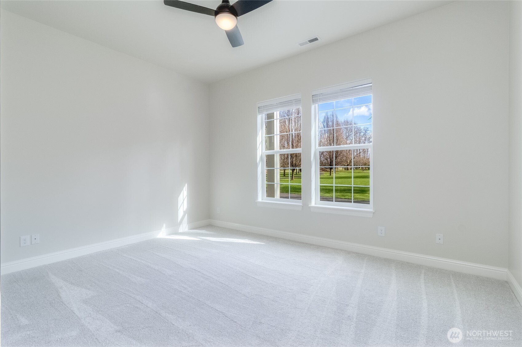 236 Looking Glass Road , Walla Walla, WA 99362