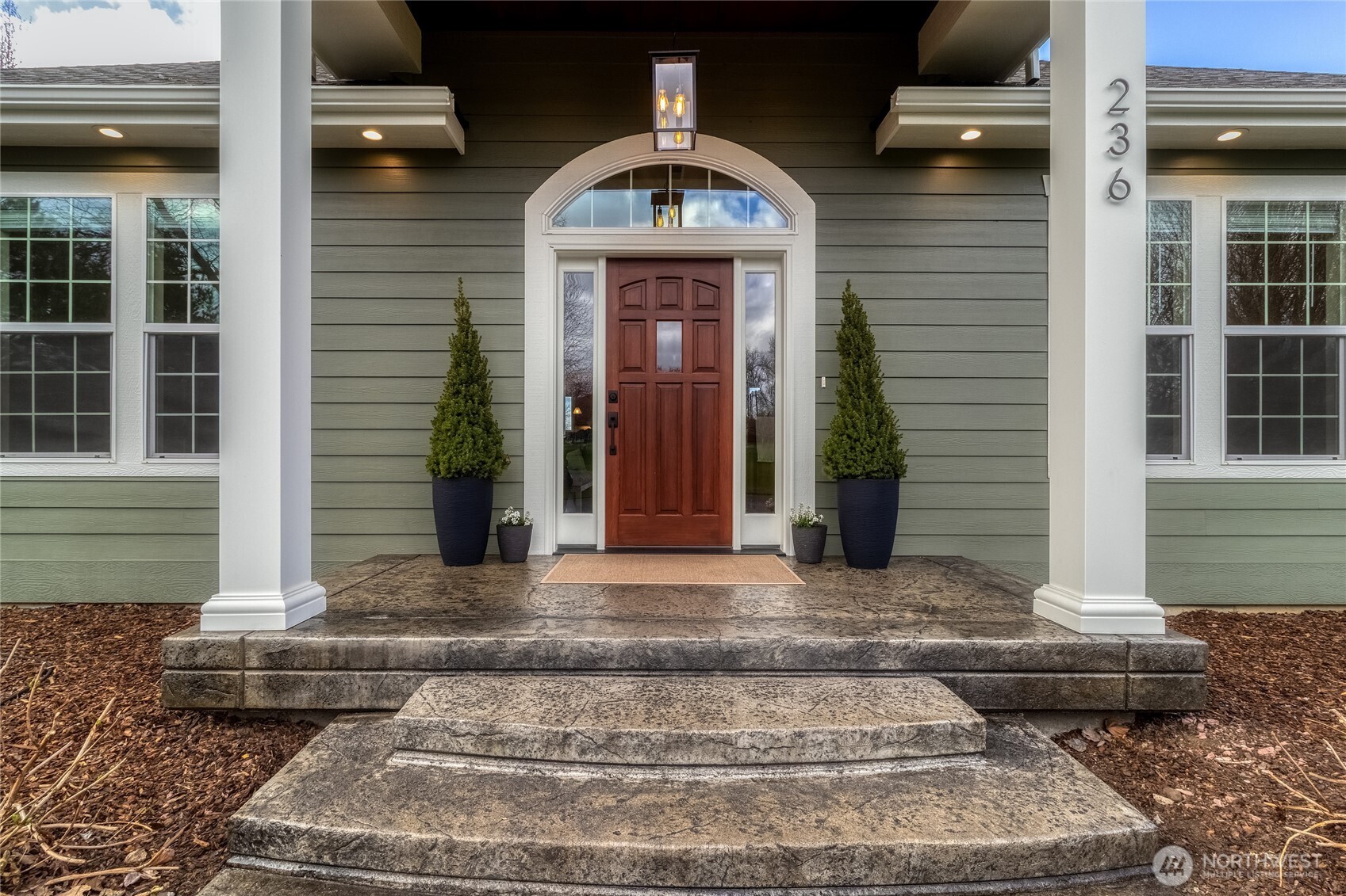 236 Looking Glass Road , Walla Walla, WA 99362