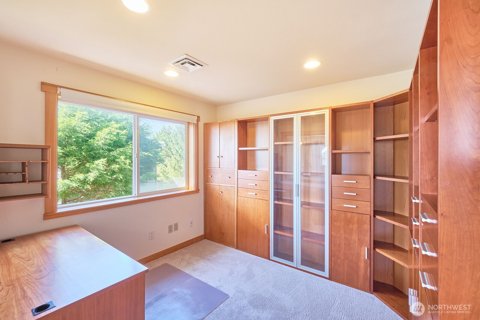 238 25th Street NW, Long Beach, WA 98631