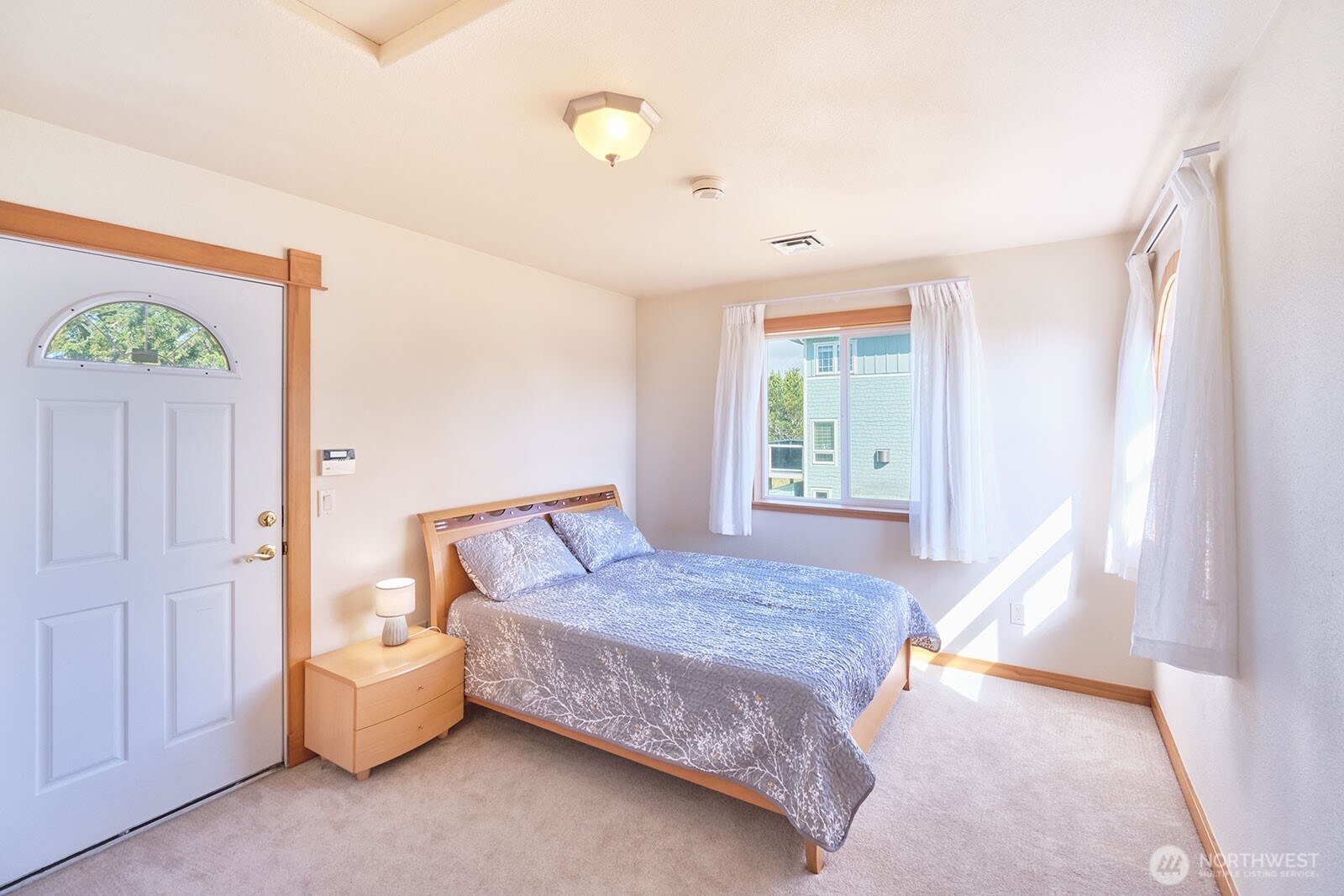 238 25th Street NW, Long Beach, WA 98631