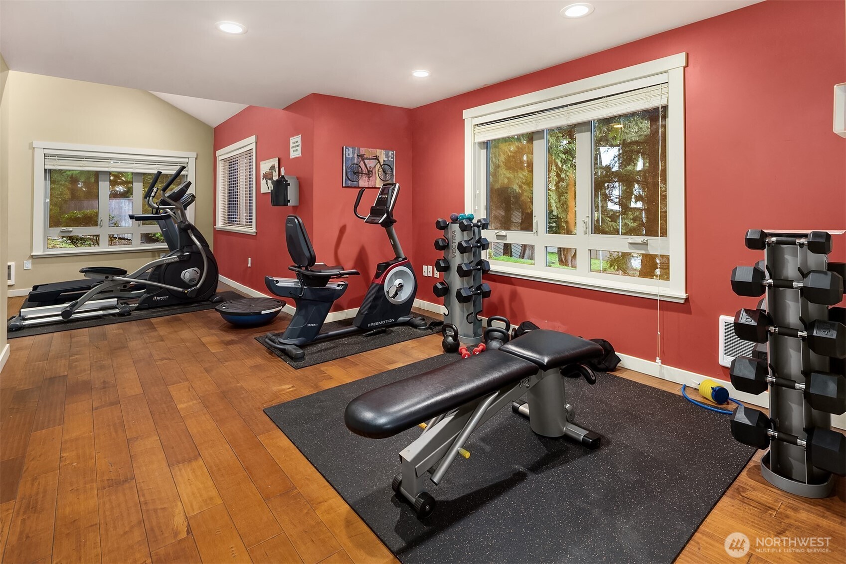 15070 NE 82nd Street #103, Redmond, WA 98052