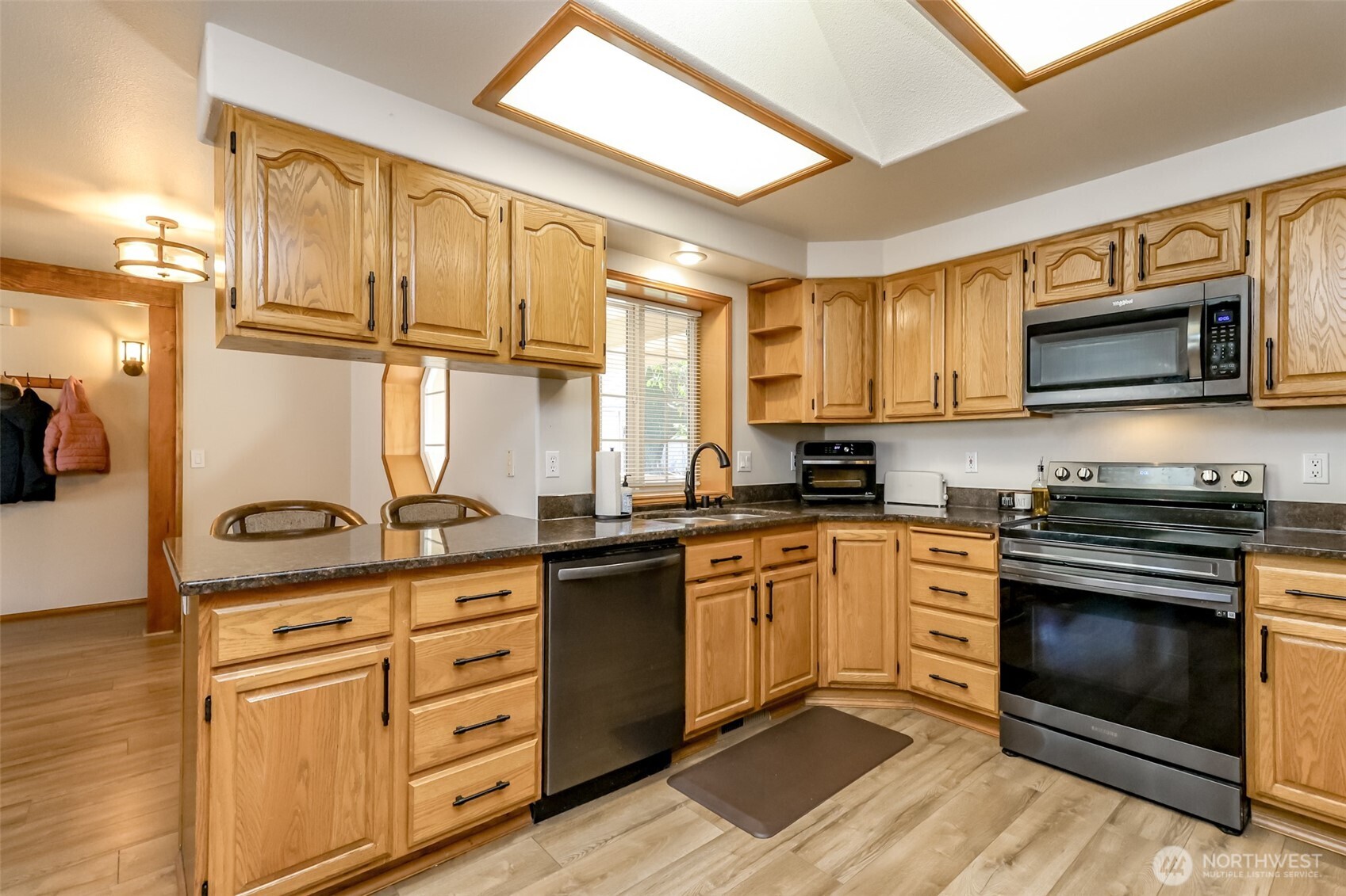 9120 Kelly Court NE, Lacey, WA 98516