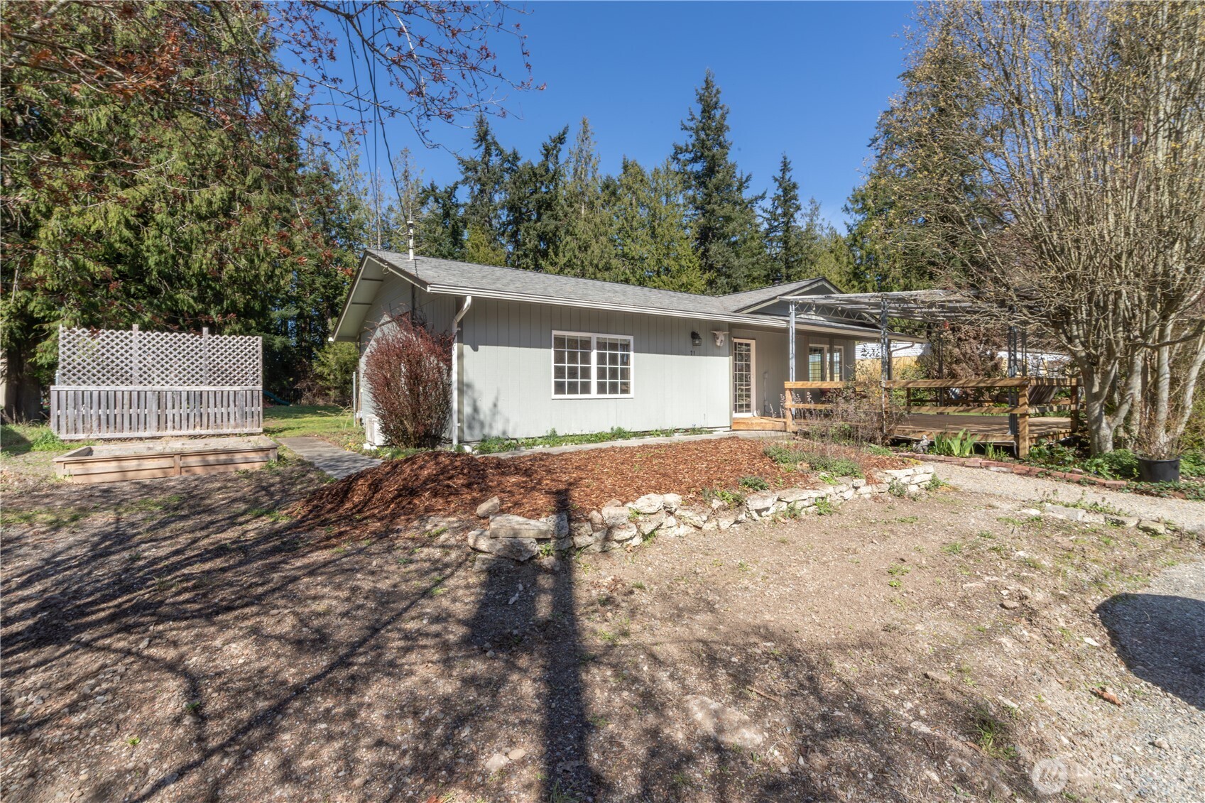 21 Glen Avenue , Chimacum, WA 98325