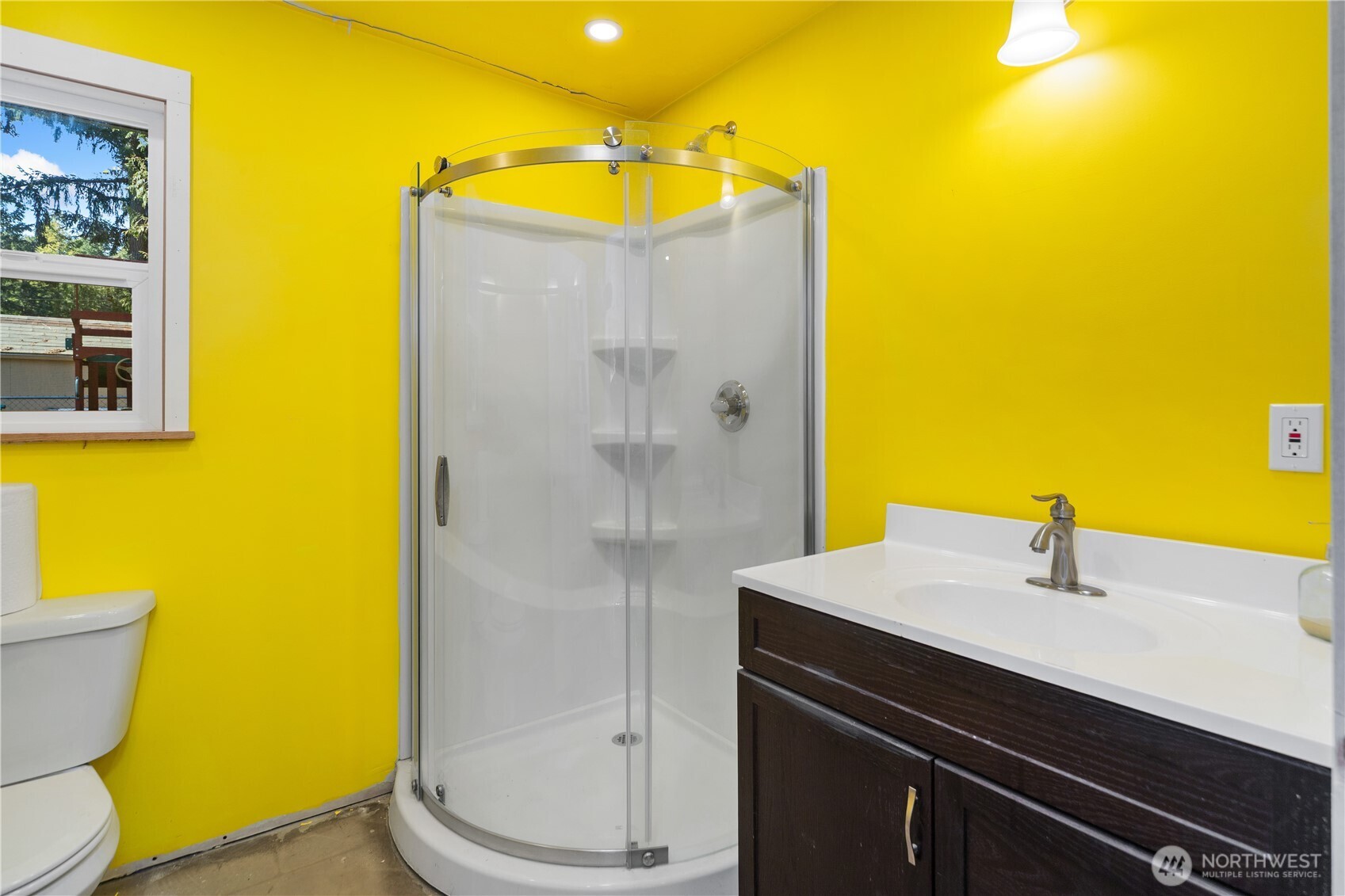 21 Glen Avenue , Chimacum, WA 98325