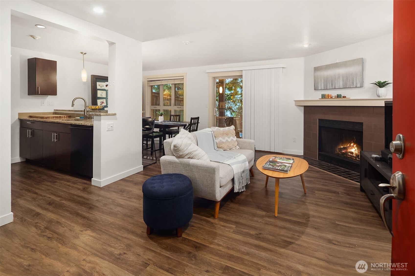 15070 NE 82nd Street #103, Redmond, WA 98052