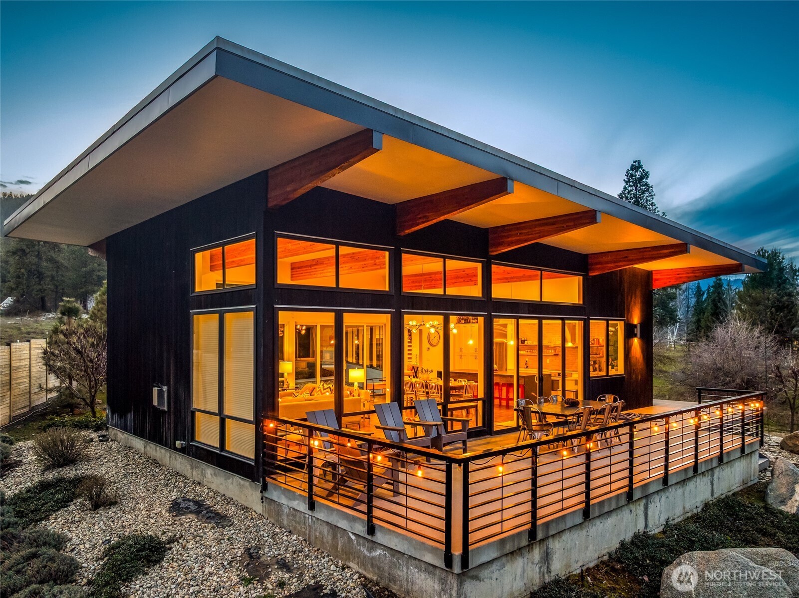 9275 Lone Pine Orchards Road , Leavenworth, WA 98826