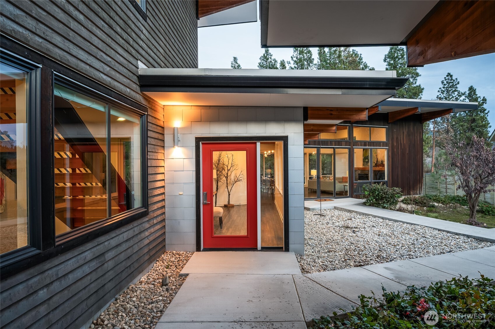 9275 Lone Pine Orchards Road , Leavenworth, WA 98826