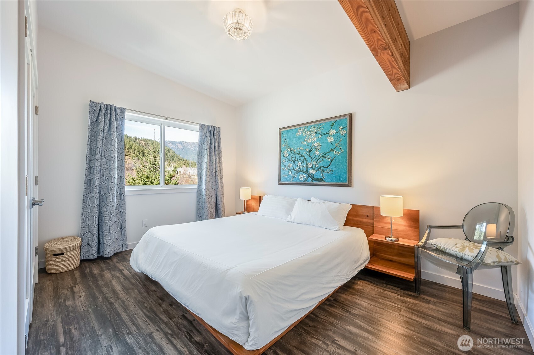 9275 Lone Pine Orchards Road , Leavenworth, WA 98826