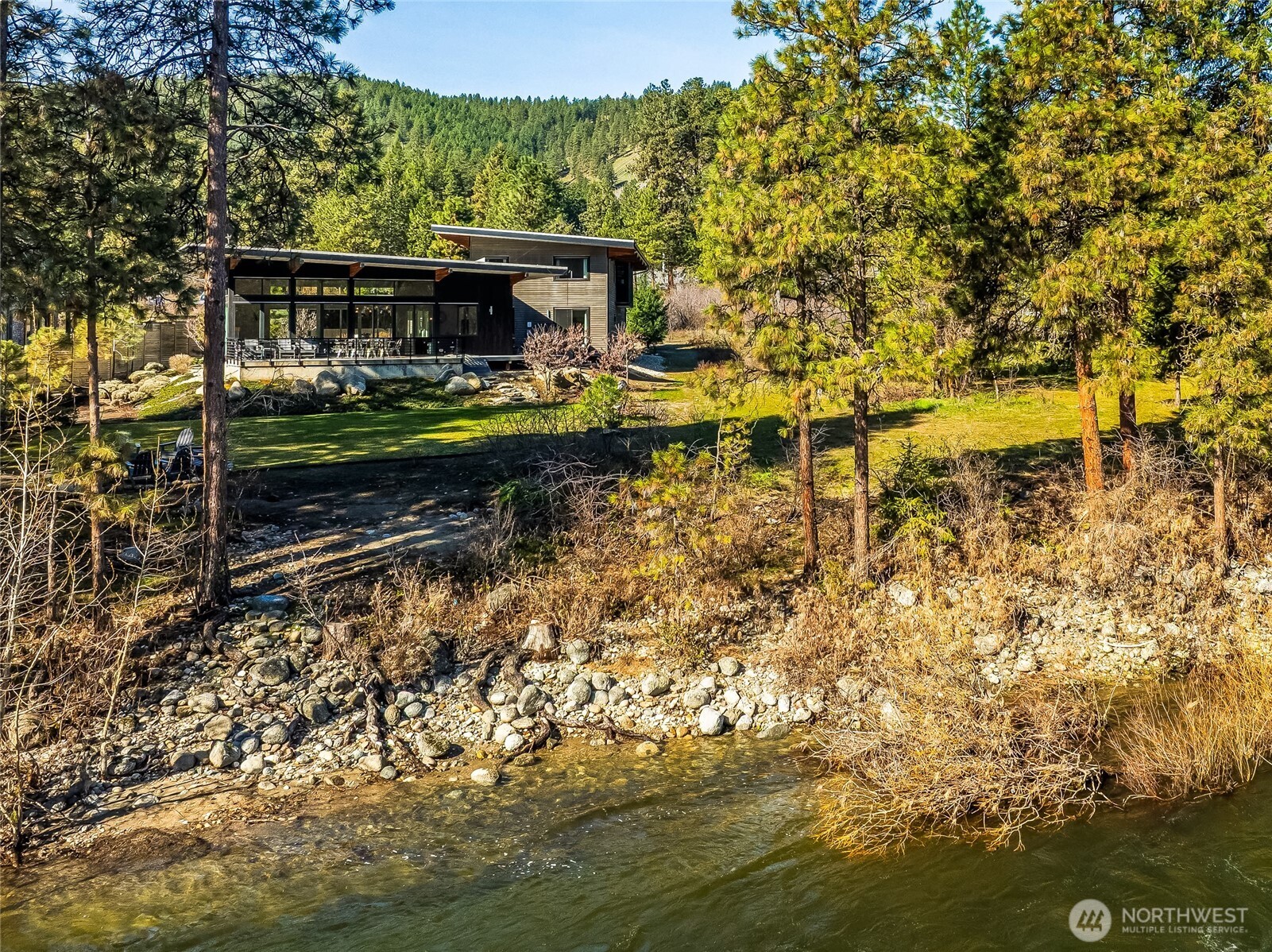 9275 Lone Pine Orchards Road , Leavenworth, WA 98826