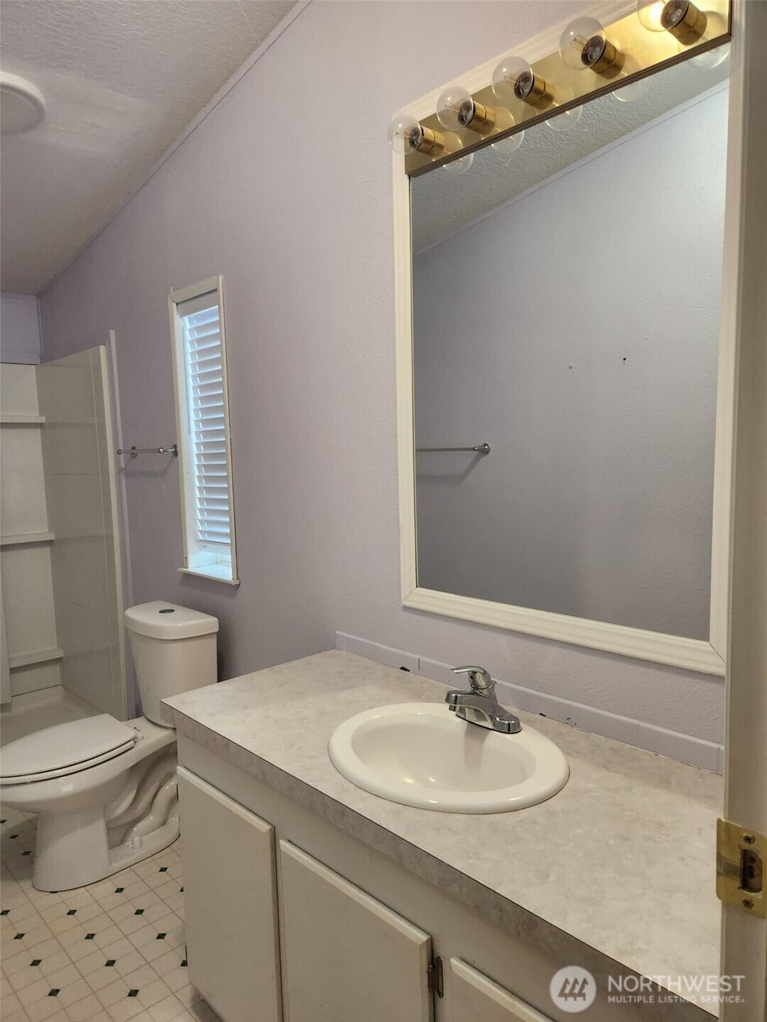 1101 S Scheuber Road #10, Centralia, WA 98531