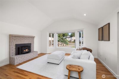 14609 142nd Avenue SE, Renton, WA 98059 - Photo 4