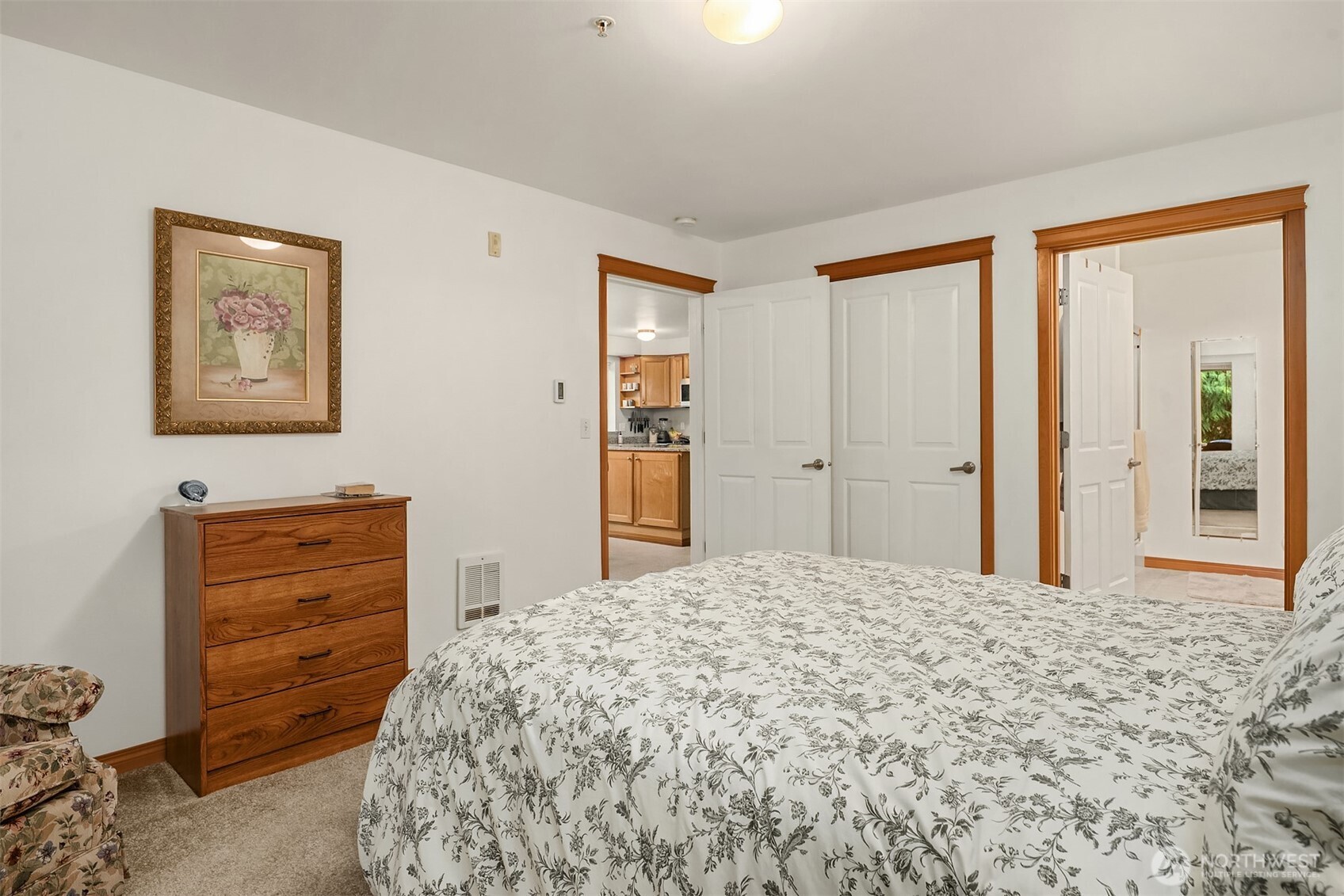 15611 18th Avenue W #F104, Lynnwood, WA 98087