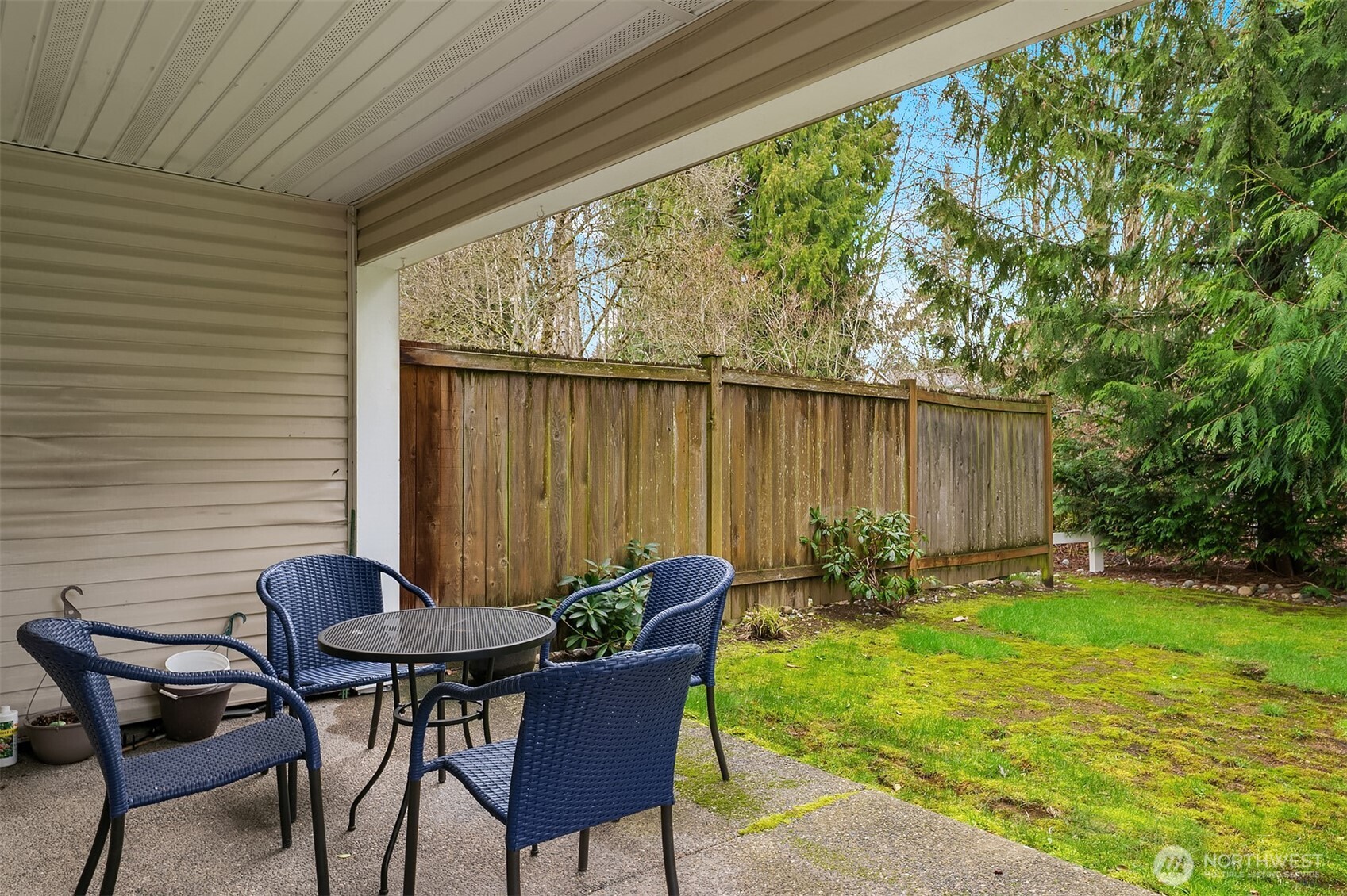 15611 18th Avenue W #F104, Lynnwood, WA 98087