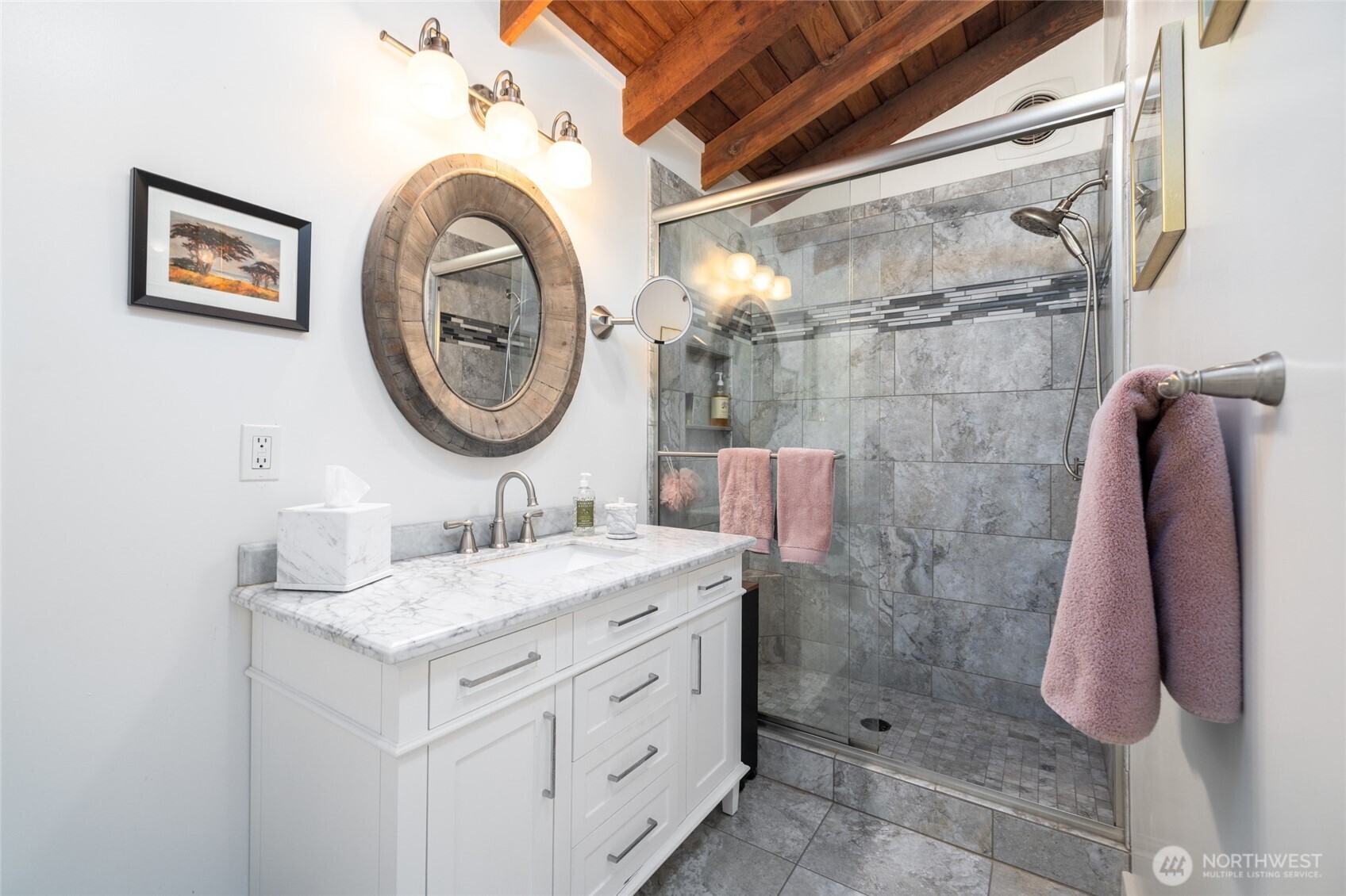 425 Yakima Place , La Conner, WA 98257