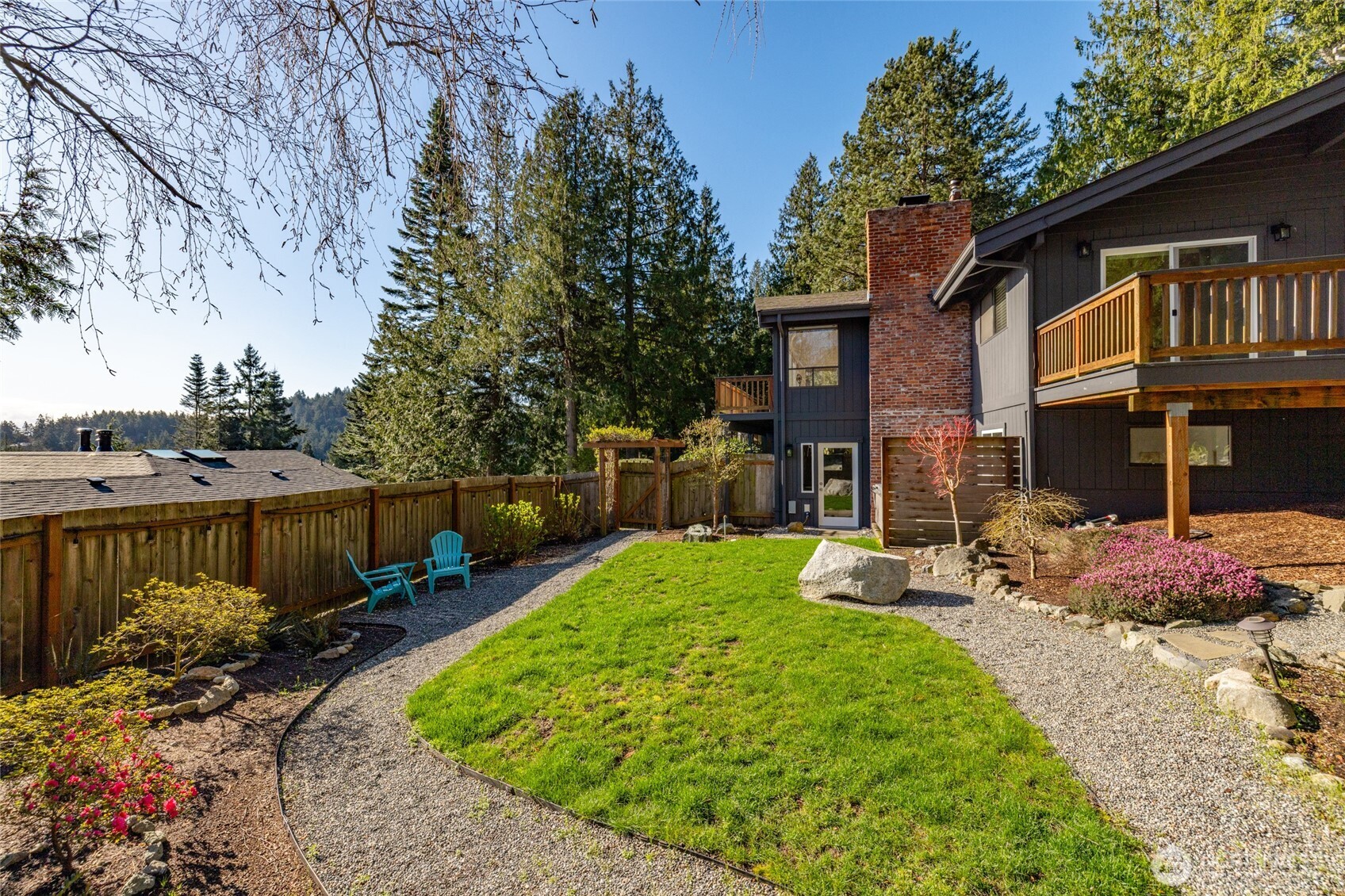 425 Yakima Place , La Conner, WA 98257