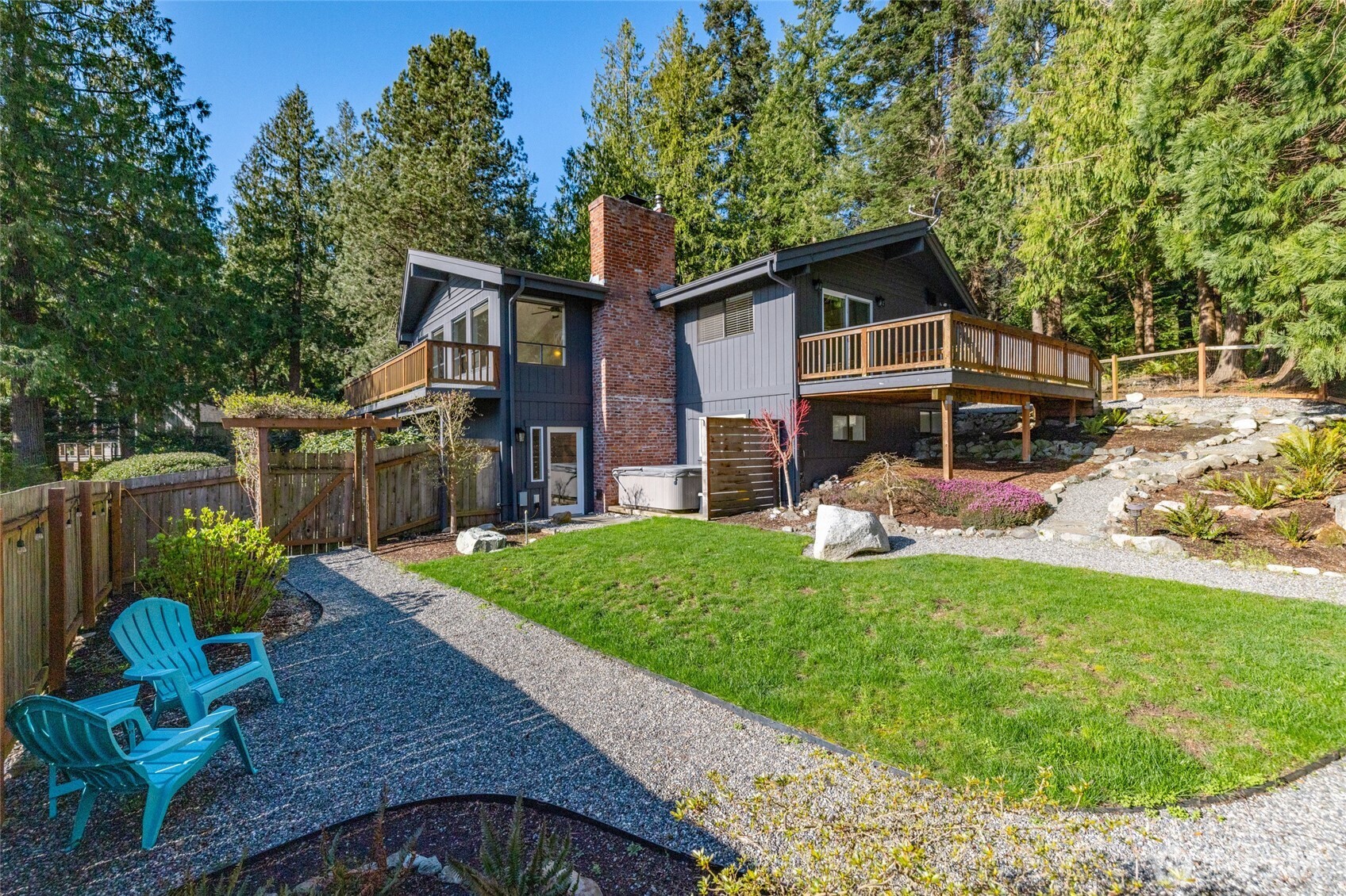 425 Yakima Place , La Conner, WA 98257