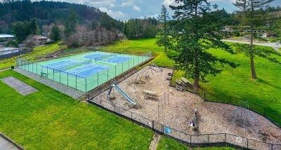 425 Yakima Place , La Conner, WA 98257