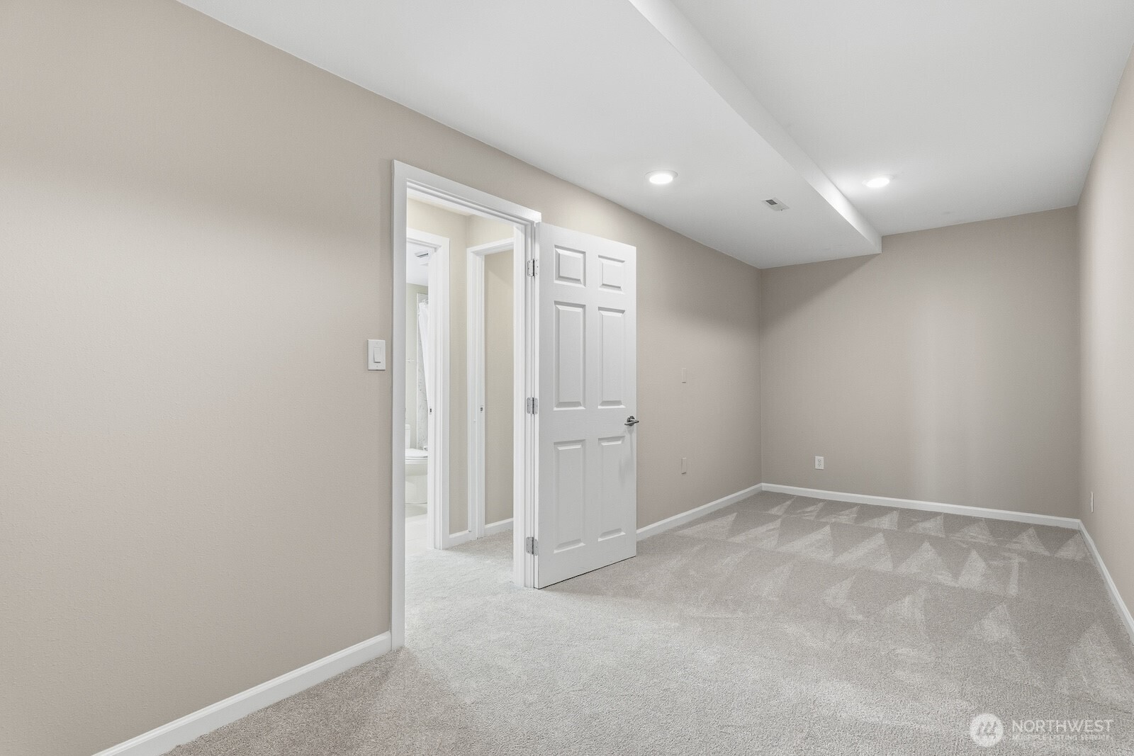 12210 1st Avenue SW, Burien, WA 98146